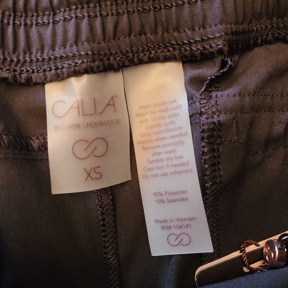 NWT Calia Mid-Rise Crop Wide Leg Pure Black Athletic Pants in Size XS - Picture 3 of 7